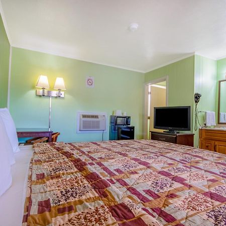 Oyo Travelier Motel Macon Екстер'єр фото