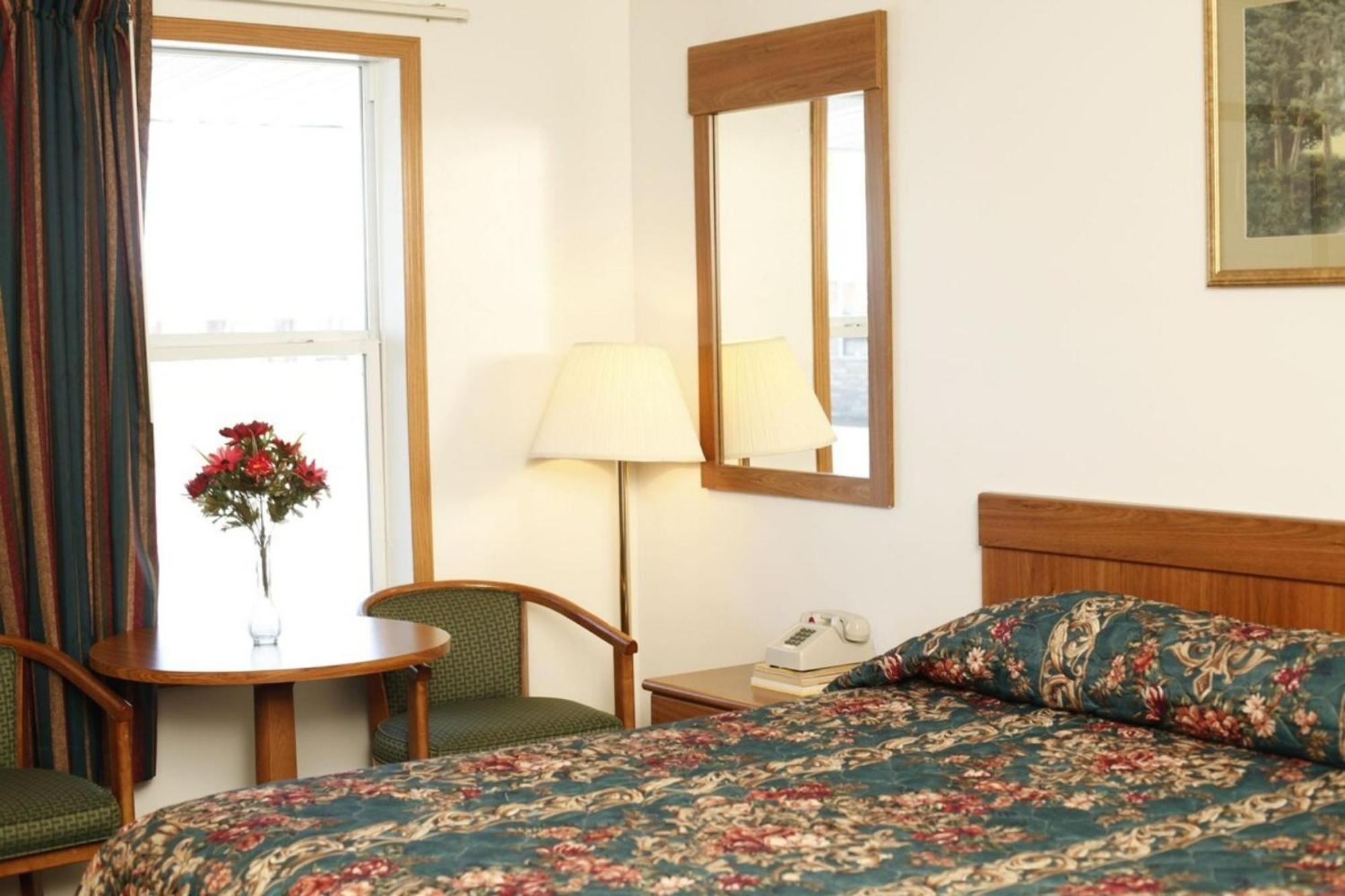 Oyo Travelier Motel Macon Екстер'єр фото