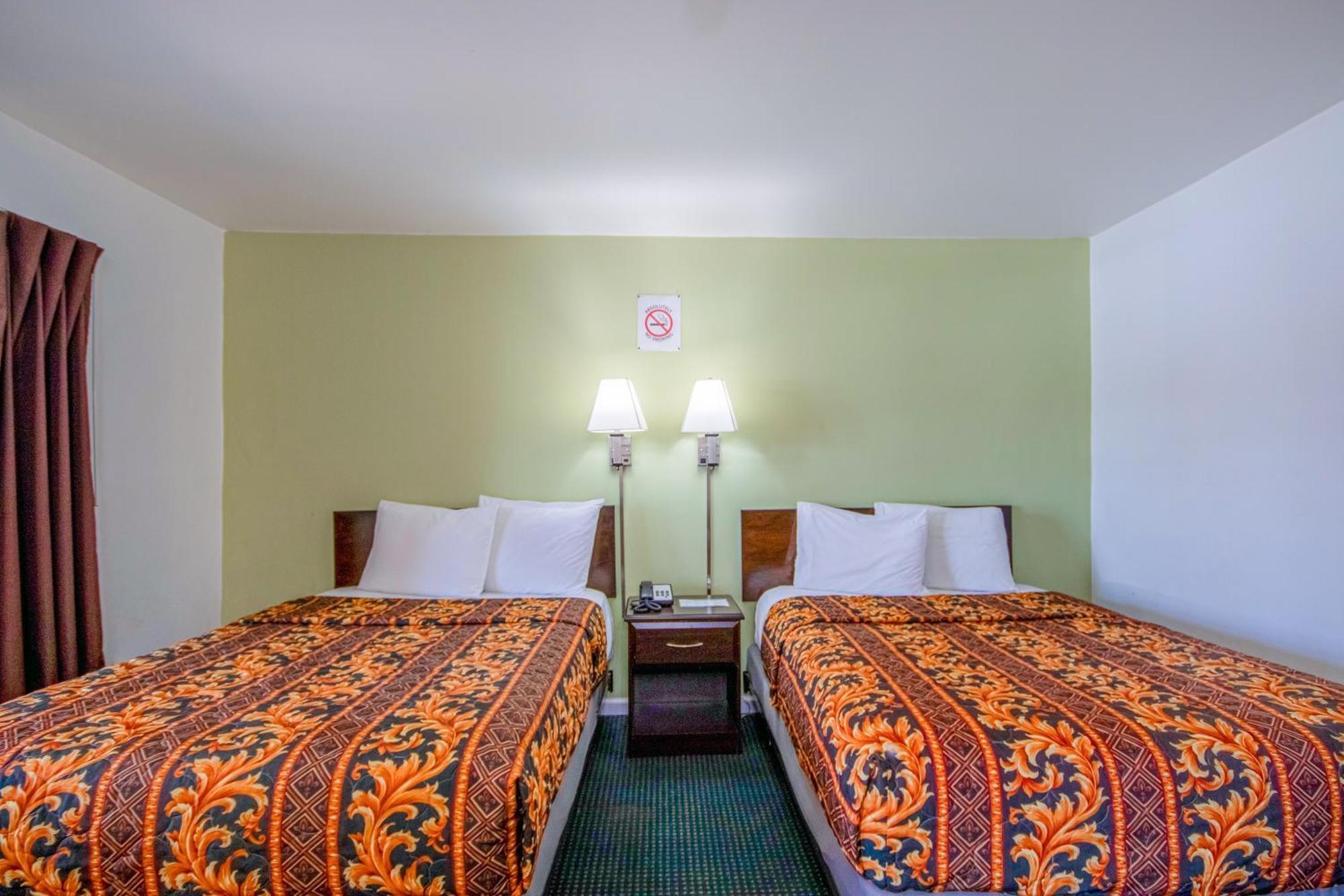 Oyo Travelier Motel Macon Екстер'єр фото