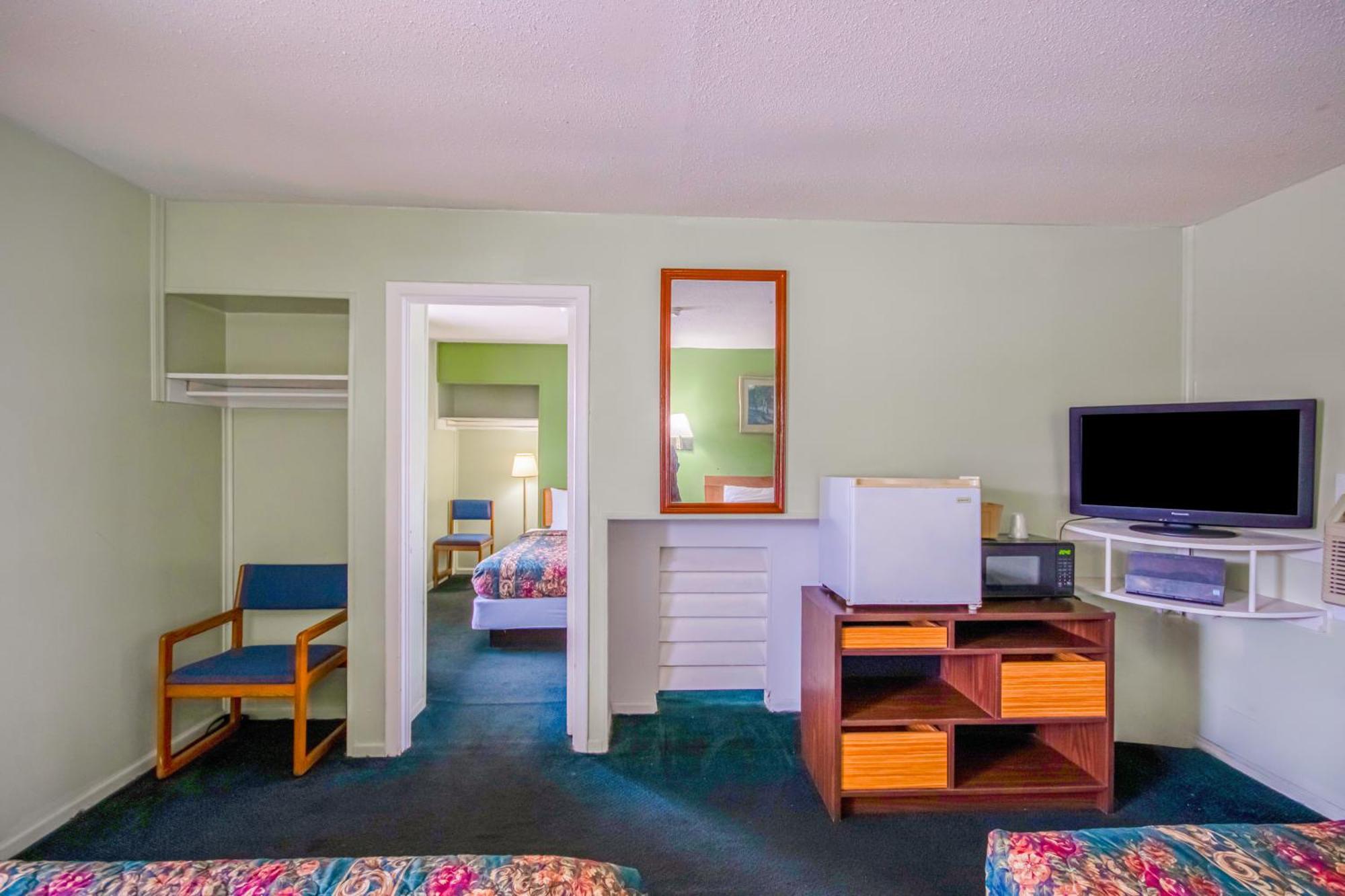 Oyo Travelier Motel Macon Екстер'єр фото
